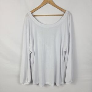 Women's size 18/20 Eloquii top